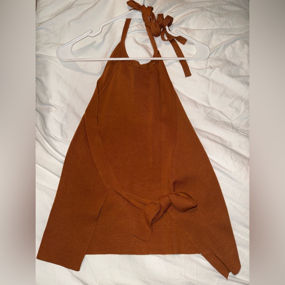 FAVLUX Rust Halter Top - Picture 2 of 4